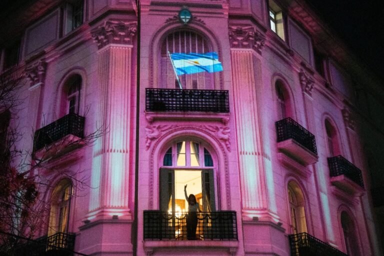 ¿Cristina en la Casa Rosada? Un intendente hizo una proyección en San José 1111