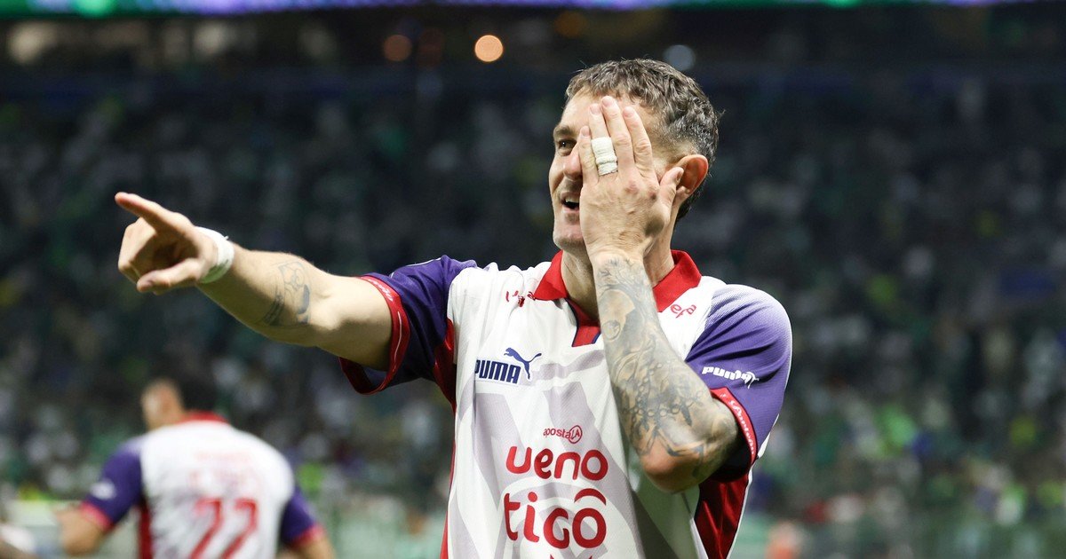 El inoxidable Pablo Vegetti le sacó a Palmeiras un impactante invicto en la Copa Libertadores: gol y festejo a lo "pirata" para Cerro Porteño
