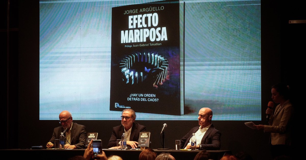Preguntas inquietantes y angustiantes sobre el caos global en la presentación del nuevo libro de Jorge Argüello: "Efecto Mariposa"
