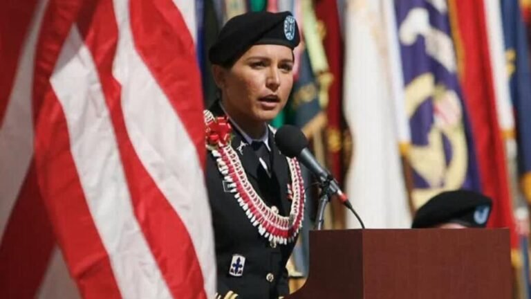 Renuncia Tulsi Gabbard, jefa de Inteligencia Nacional de Estados Unidos
