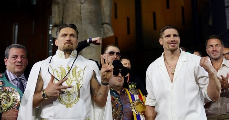 La última aventura de Oleksandr Usyk: el rey de los pesados pelea contra un kickboxer al pie de las pirámides de Egipto