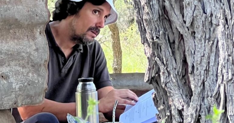 Cannes 2026: Lisandro Alonso vuelve a hacer historia, y filmó con Wagner Moura la remake de El sabor de la cereza