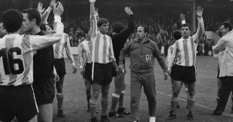 Inglaterra 1966: el Toto Lorenzo y la extravagante decisión de jugar un amistoso antes del Mundial contra un equipo recién descendido