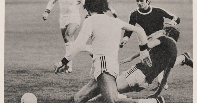 Argentina 1978: la Selección prueba el césped del Mundial y Maradona les hizo un gol a los titulares