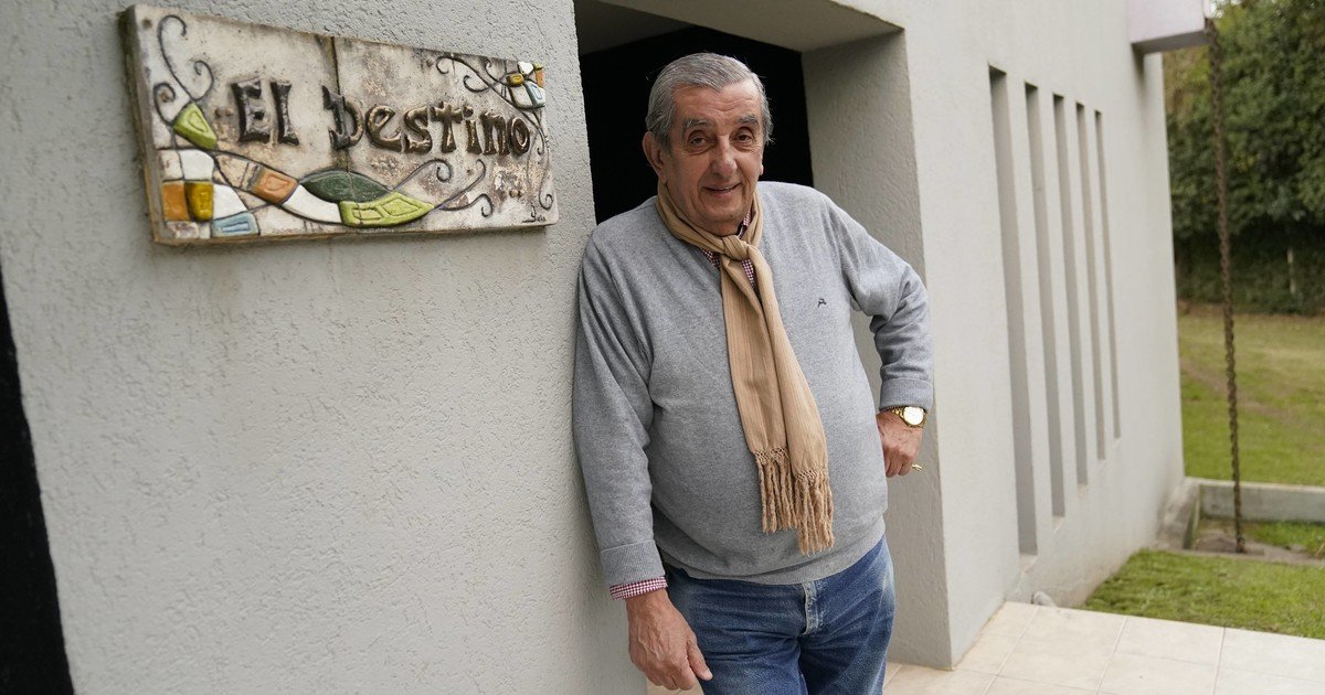 “Si no es ahora, ¿cuándo voy a ver a Belgrano campeón?”: el sueño del Negro Álvarez de dar la primera vuelta olímpica con su nieto Ignacio