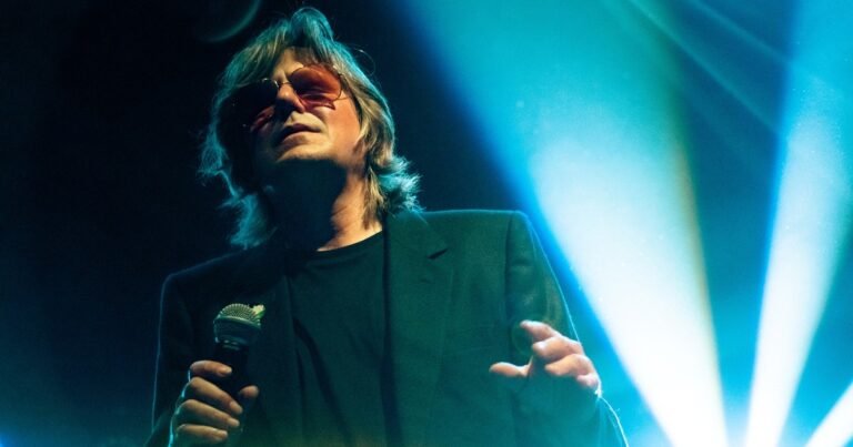 Nacho Vegas, el cantautor triste y de culto que vuelve a sonar entre la gente cool