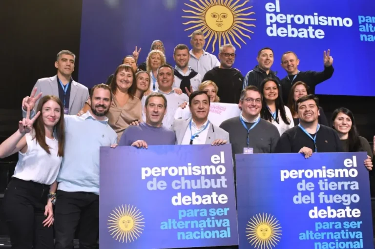 Luque: “El peronismo se organiza y debate para construir una alternativa federal frente a la crisis”
