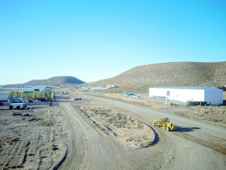 El Municipio refuerza los trabajos de mantenimiento vial y pluvial en distintos barrios