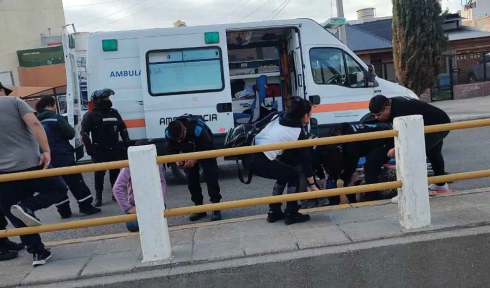 Una mujer fue atropellada en Roca y Canadá