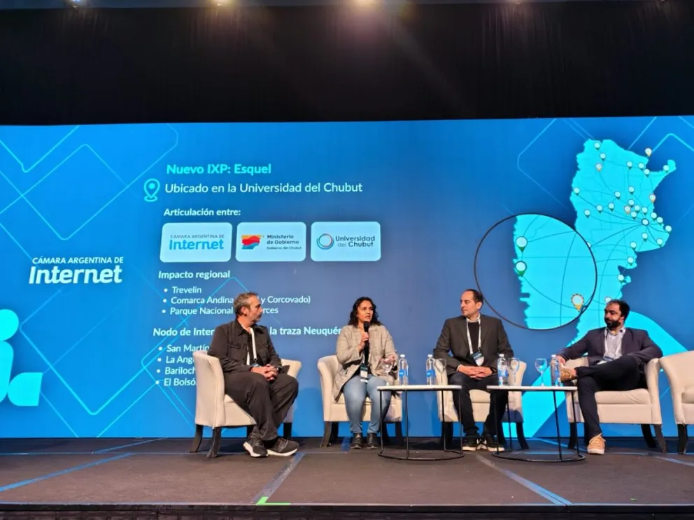 Chubut es reconocida por sus avances en conectividad en el evento más importante del ecosistema de internet en Argentina