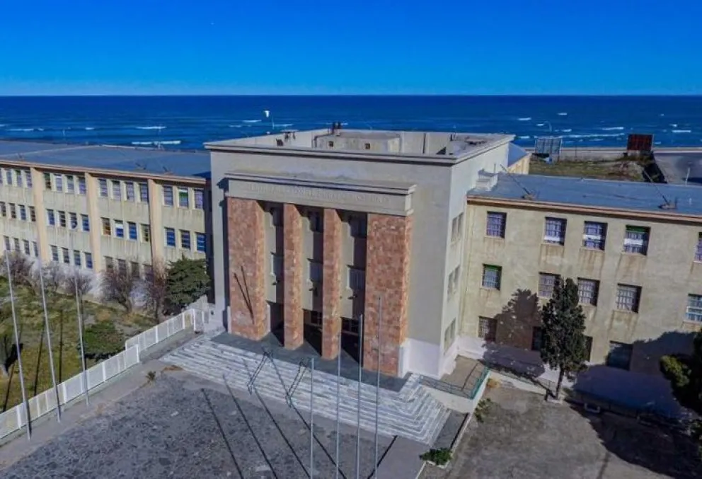 Festival, feria y reclamo: ATECH Regional Sur se moviliza este sábado en defensa de la escuela pública