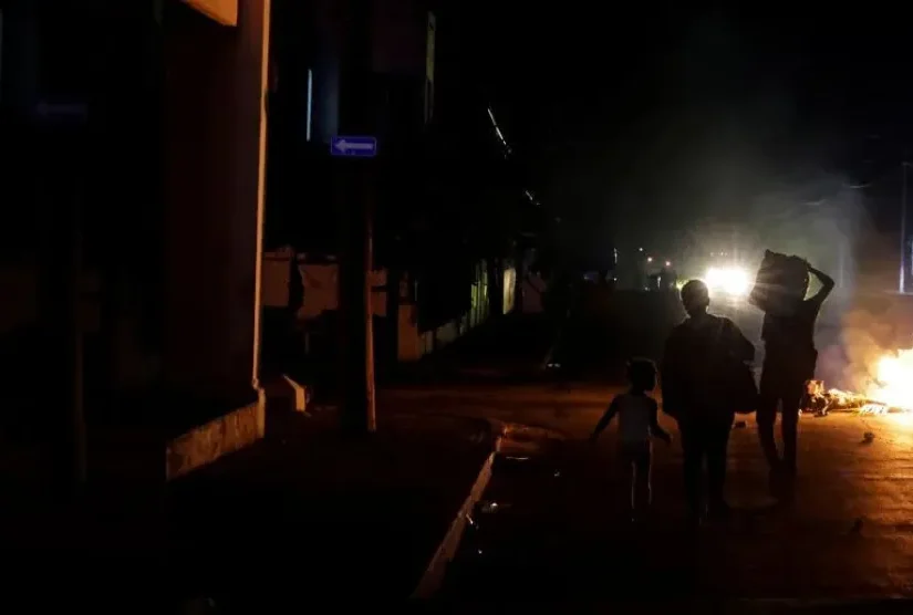 Cuba se queda sin combustible: Apagones de 19 horas desatan protestas en La Habana