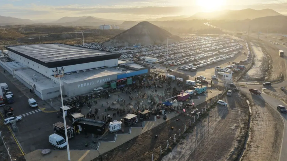 Furor en Comodoro: 50 mil personas convirtieron al Festín de Sabores en un éxito histórico