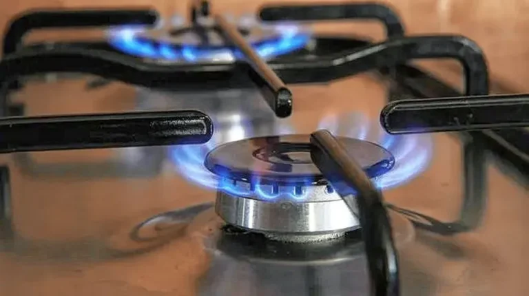 Una familia tuvo que ser trasladada al hospital al intoxicarse con monóxido de carbono