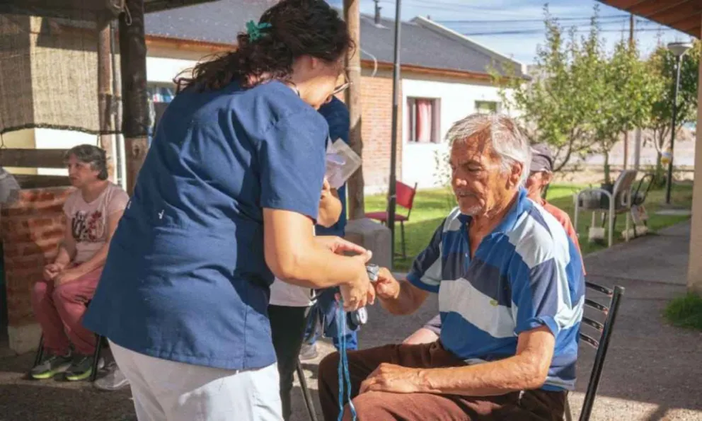 El Hospital Santa Teresita lleva adelante la campaña antigripal y vacuna a personal esencial