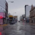 Las condiciones climáticas para hoy son inestables, con presencia de lluvias intensas y ráfagas de viento de variada intensidad.
