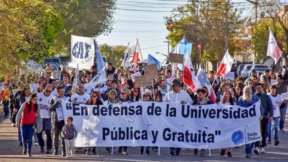 Trelew: todo listo para la  Marcha Federal Universitaria por la educación pública