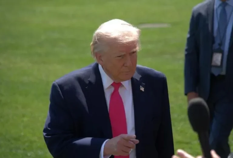 El gobierno de Donald Trump declara que la guerra con Irán ha concluido