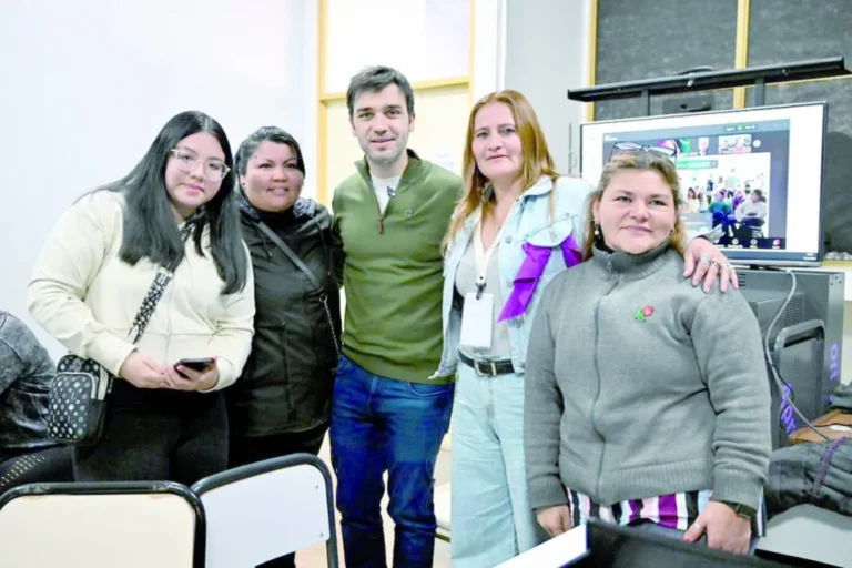 Conectividad y desarrollo: Chubut suma capacitaciones en marketing digital al programa Raíz Emprendedora