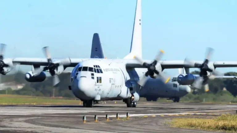 Argentina envió un Hércules para asistir ante el desabastecimiento en Bolivia