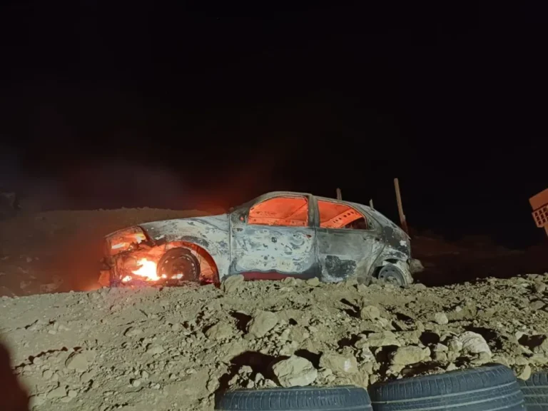 Incendiaron un auto en El Cerrito