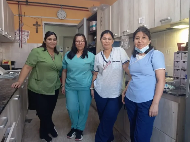 Trinchera, frío y vocación: el Día de la Enfermería en los pasillos del Regional