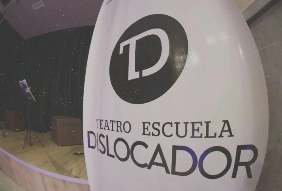 El Teatro Dislocador celebra su década con el estreno de “¿Quién cantará Hotel California?”