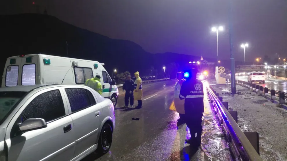 Dos vehículos protagonizaron una colisión en Ruta 3
