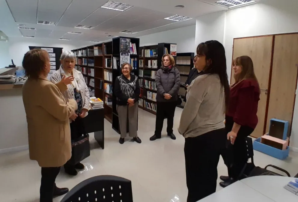 CEVIOF donó su biblioteca especializada al Poder Judicial de Comodoro