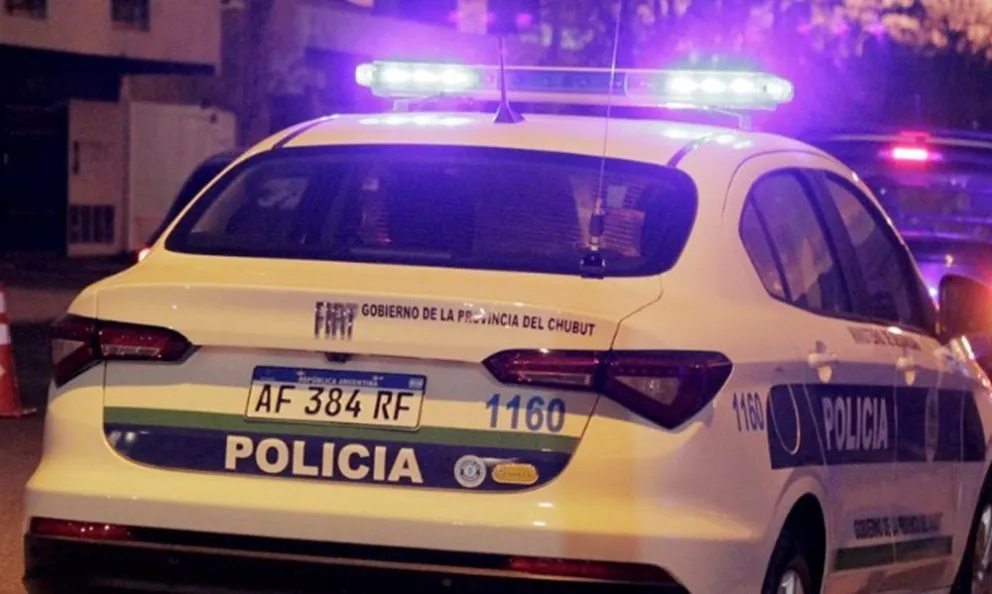 Estaba alcoholizada, no quiso pagarle el viaje a un taxista y terminó demorada
