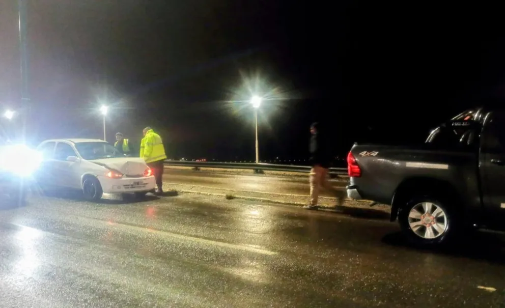 Choque entre dos vehículos demoró el ingreso matutino a la ciudad