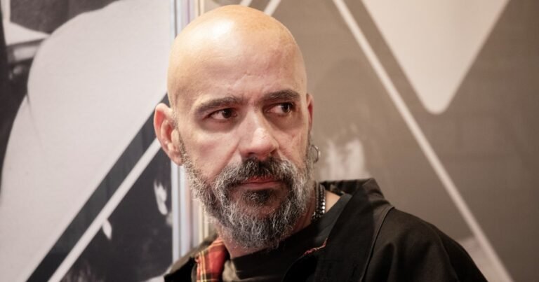 Afonso Cruz, el hallazgo de este otoño: “Si abandonamos el arte, no hay vida”