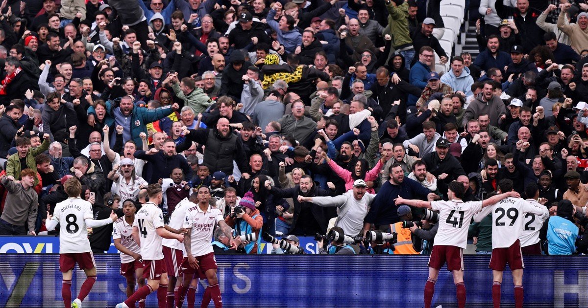 Arsenal le ganó a West Ham en un final súper polémico: acaricia el título en la Premier League y le da una mano enorme al Tottenham