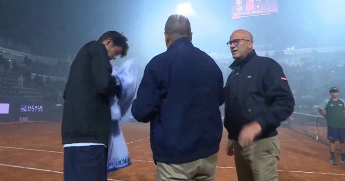 "Smoke delay": los fuegos artificiales del Inter campeón de la Copa Italia obligaron a frenar un partido del Masters 1000 de Roma