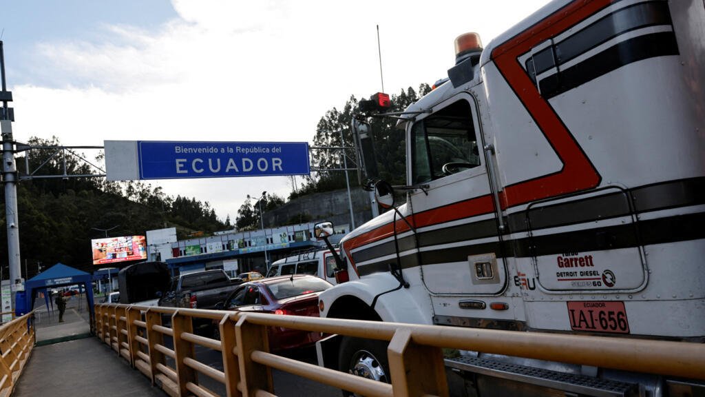 Quito elimina aranceles a Bogotá tras promesa de Noboa al candidato de la derecha colombiana