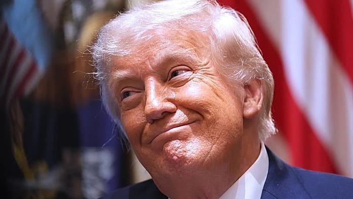 Trump confirma que llamó a Netanyahu '"maldito loco" por los ataques en Líbano