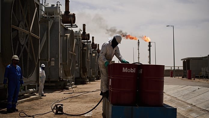 Irak descubre un gigantesco yacimiento con más de 8.800 millones de barriles de petróleo