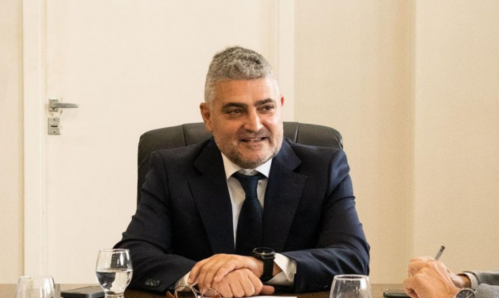 Autos y efectivo: investigan al expresidente de Trenes Argentinos del mileísmo, que habría recibido coimas con el gobierno anterior