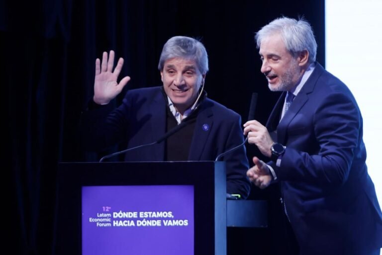 El Gobierno evalúa citar a las provincias para explorar un nuevo pacto fiscal