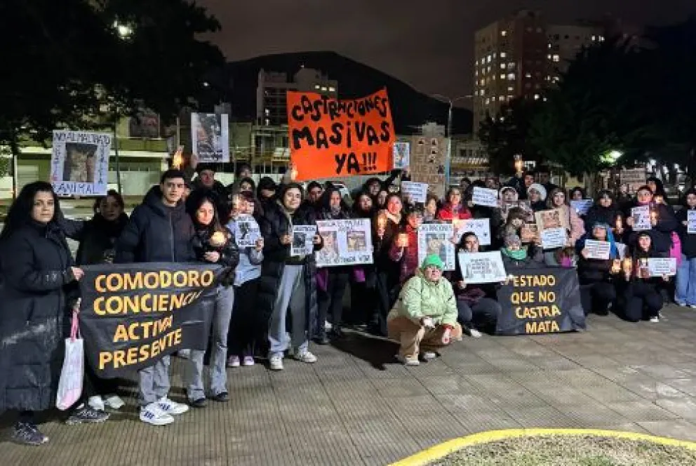 Vecinos reclamaron en plaza San Martín contra el maltrato animal